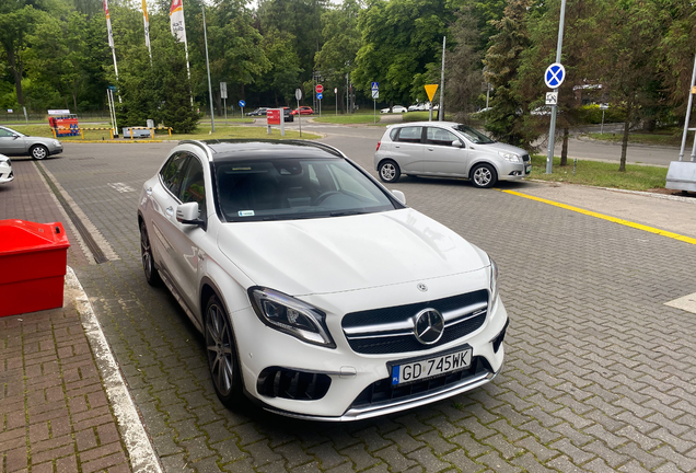 Mercedes-AMG GLA 45 X156 2017