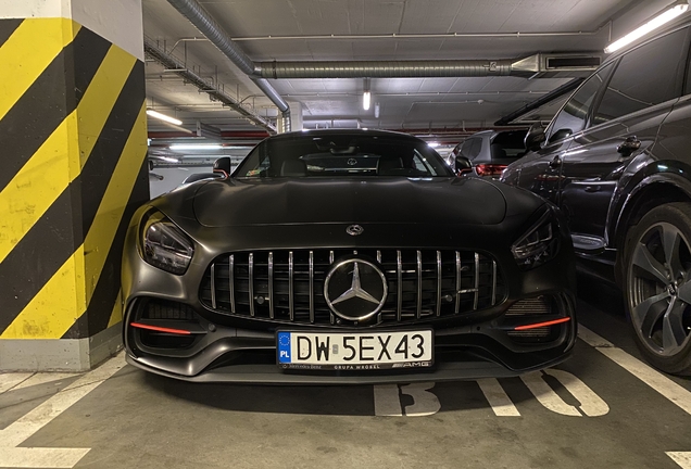 Mercedes-AMG GT S C190 2019