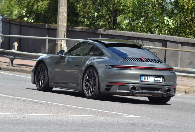 Porsche 992 Carrera S