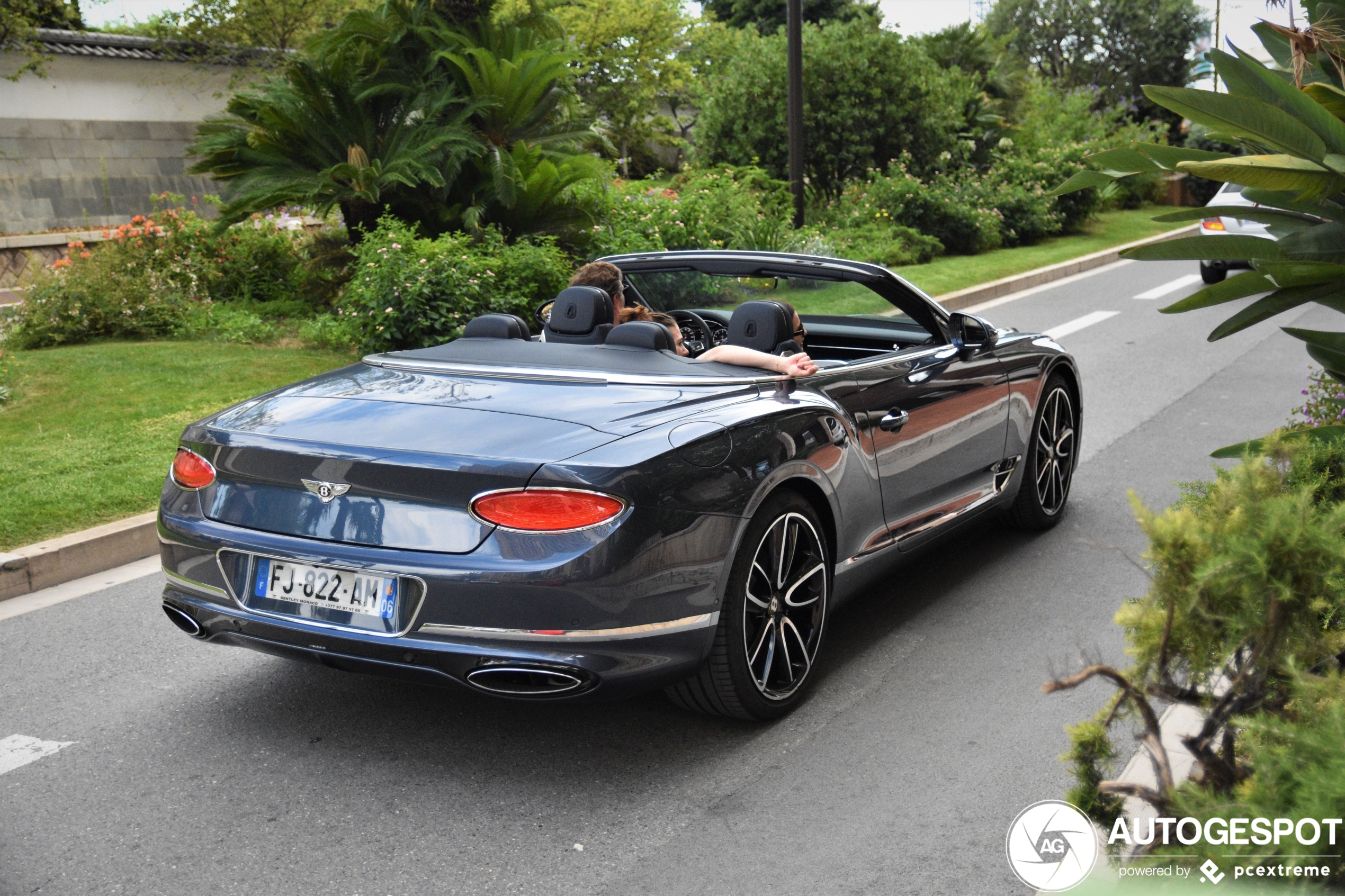 Bentley Continental GTC 2019