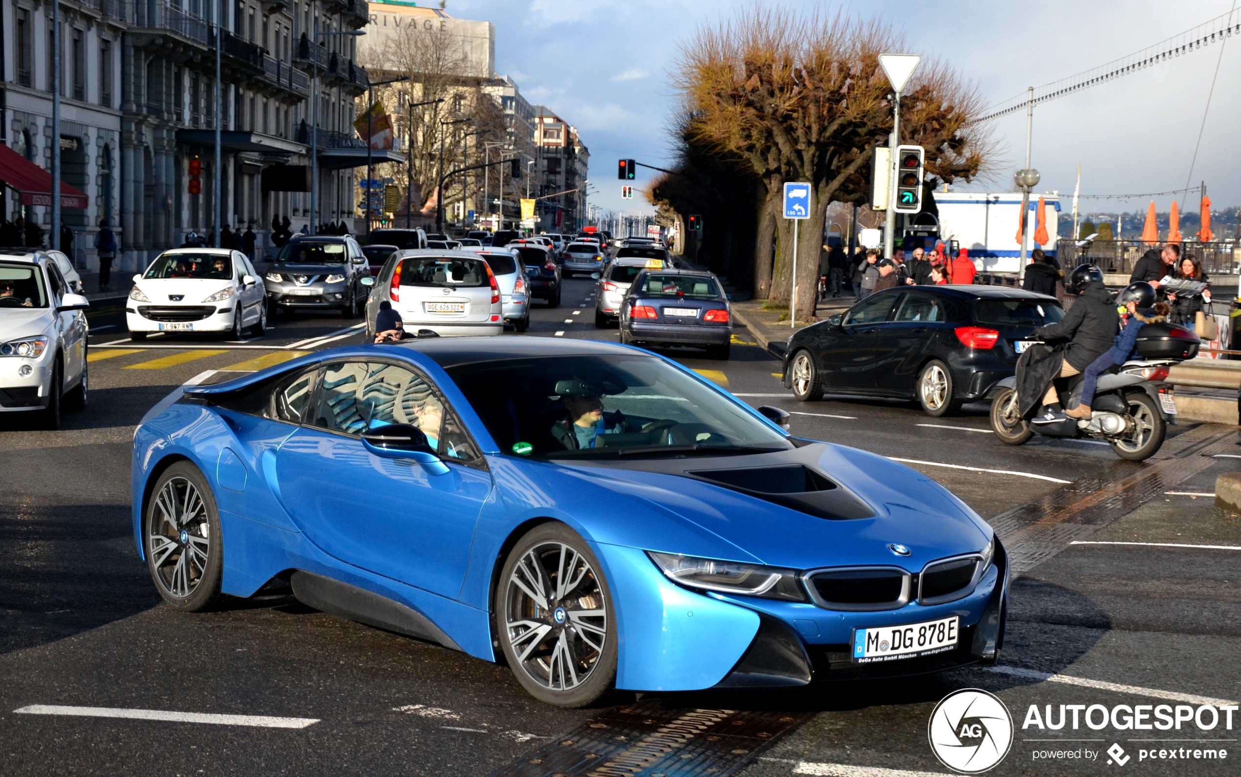 BMW i8