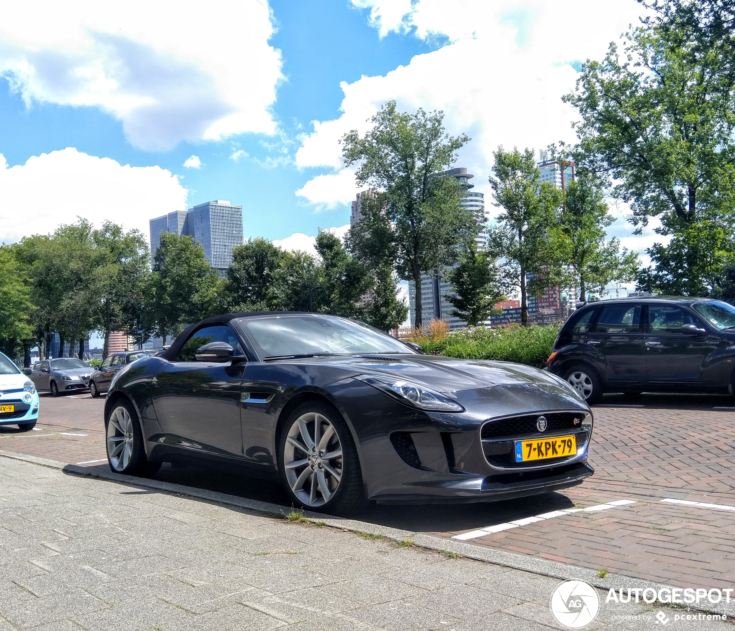 Jaguar F-TYPE S Convertible