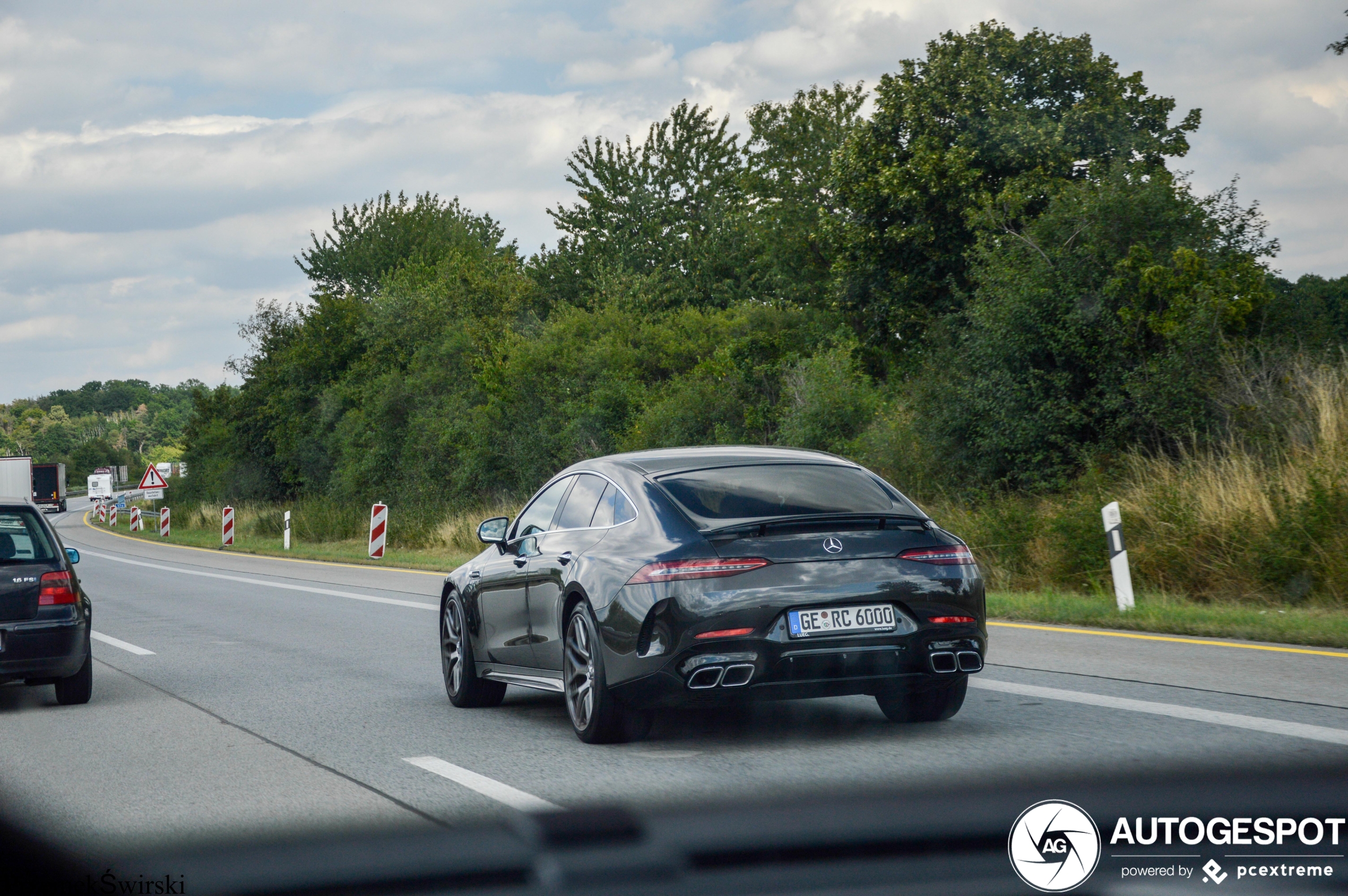 Mercedes-AMG GT 63 X290