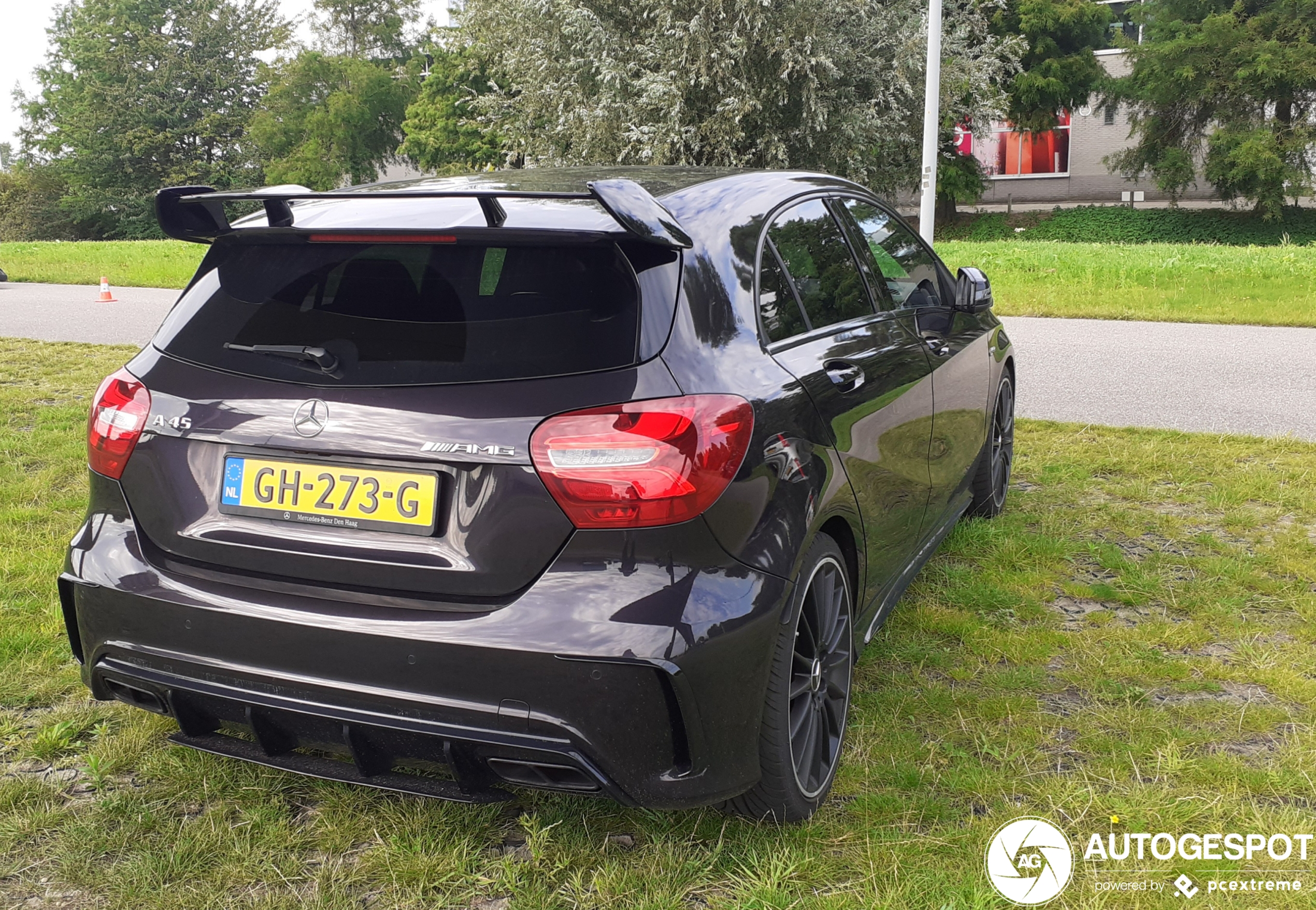 Mercedes-Benz A 45 AMG