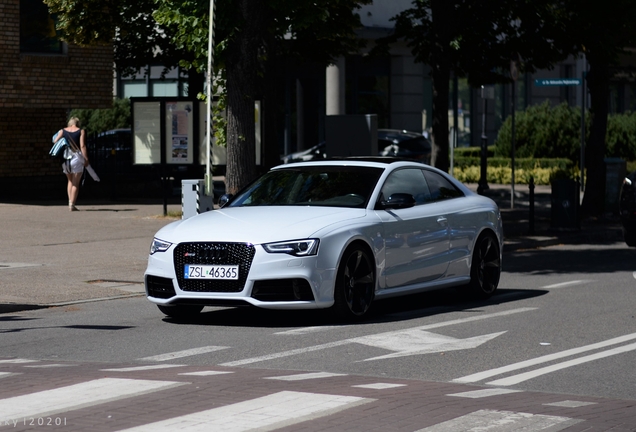 Audi RS5 B8 2012