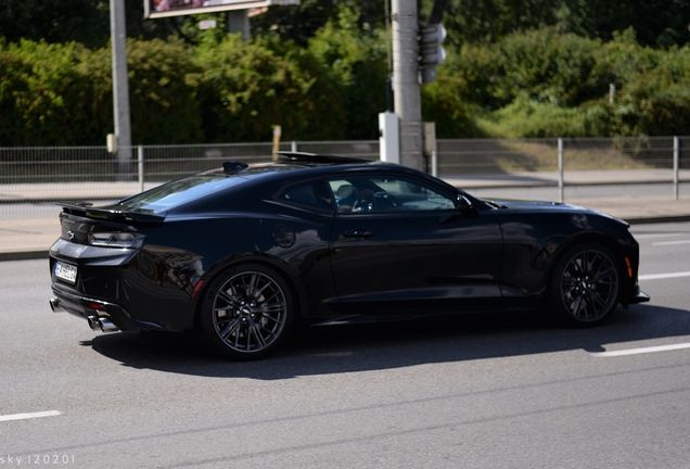 Chevrolet Camaro ZL1 2016