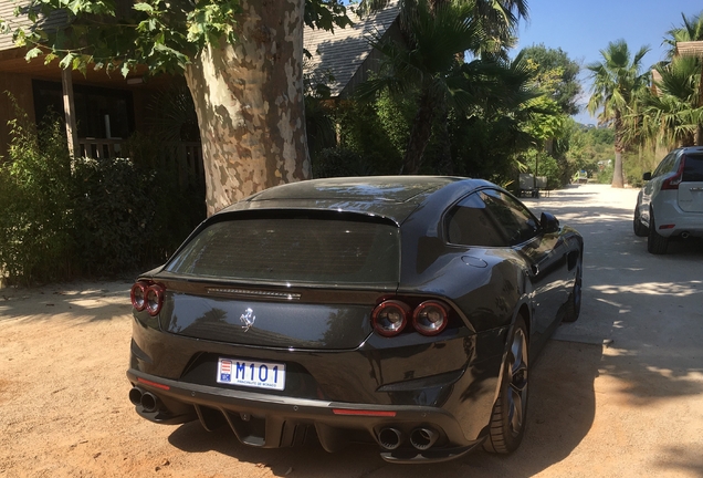 Ferrari GTC4Lusso T