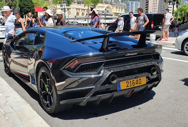 Lamborghini Huracán LP640-4 Performante