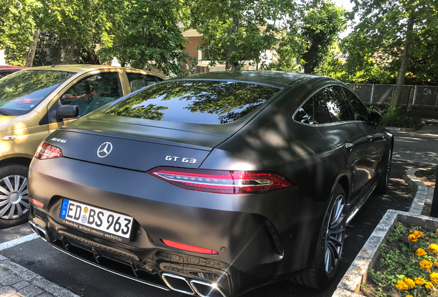 Mercedes-AMG GT 63 X290