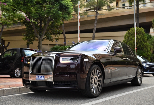 Rolls-Royce Phantom VIII EWB