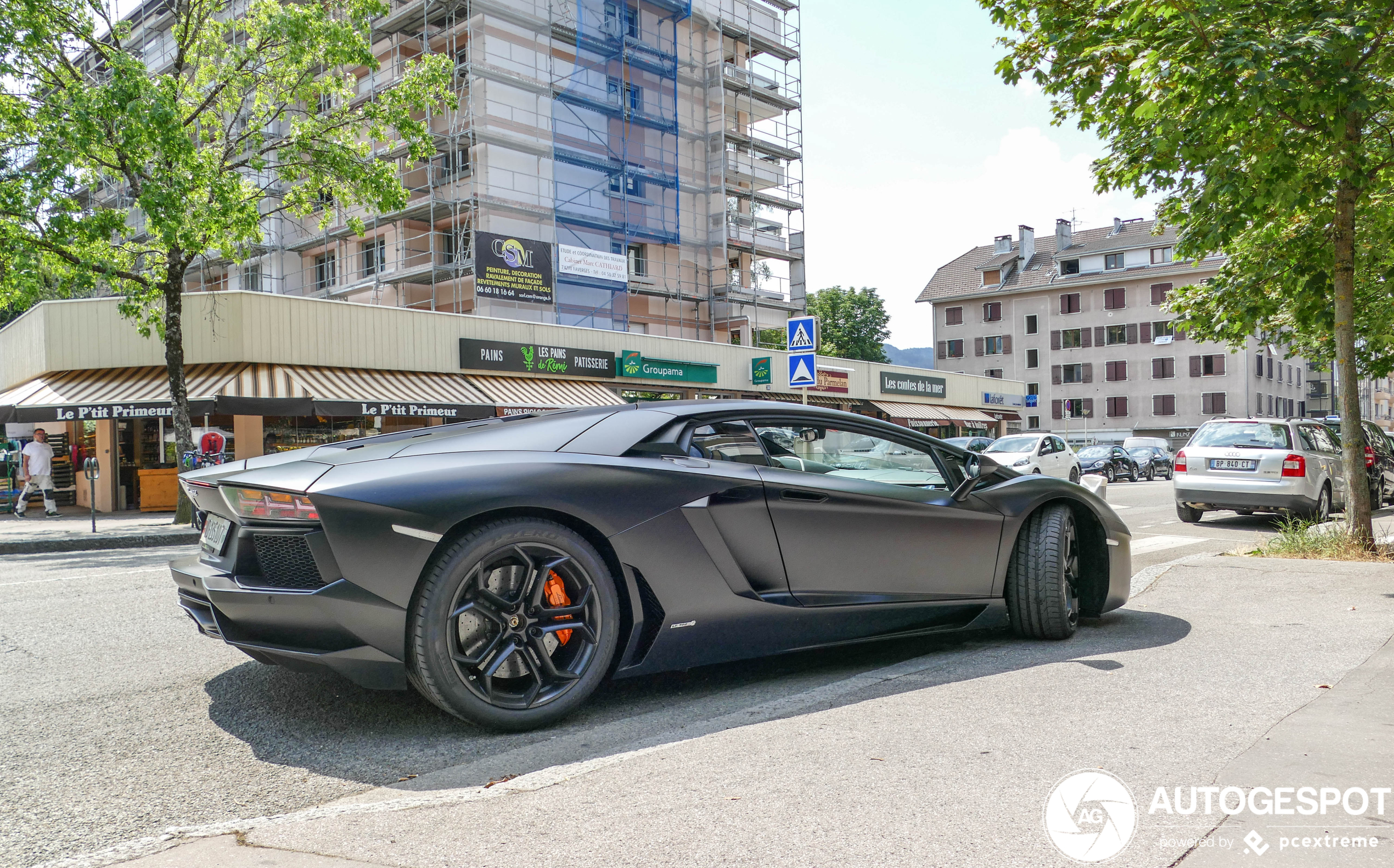 Lamborghini Revuelto: The perfect successor to the Aventador LP700-4