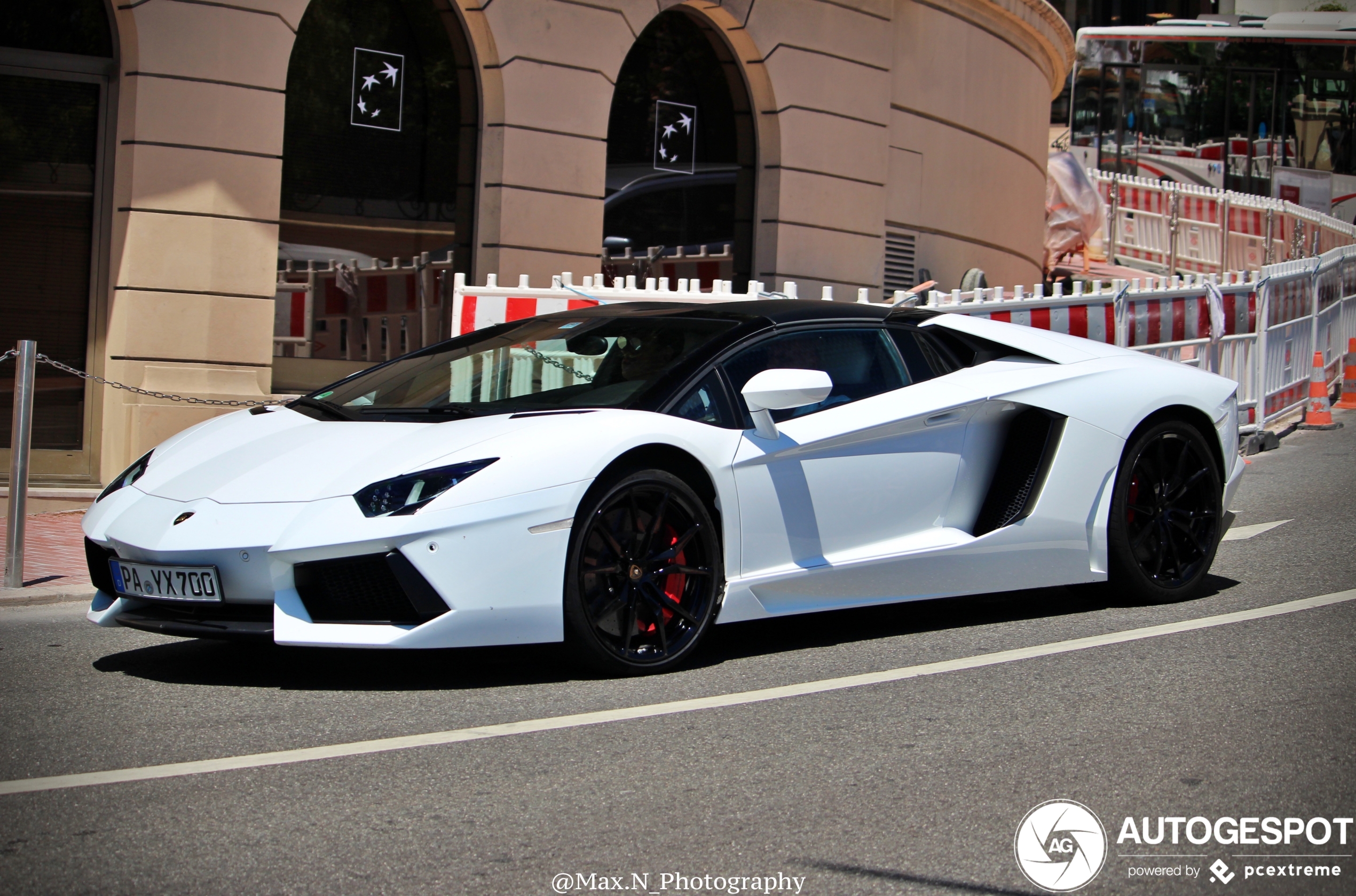 Lamborghini Aventador LP700-4 Roadster