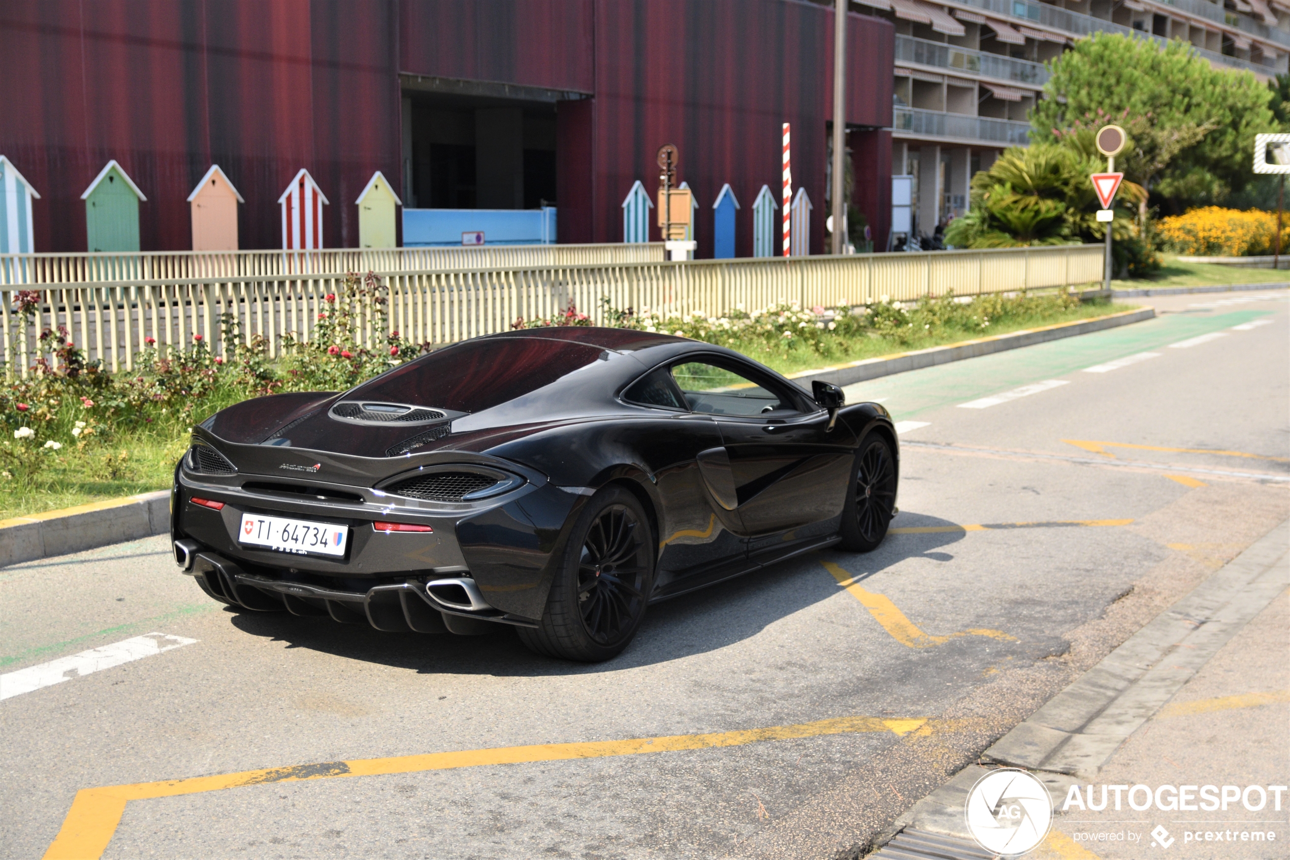 McLaren 570GT