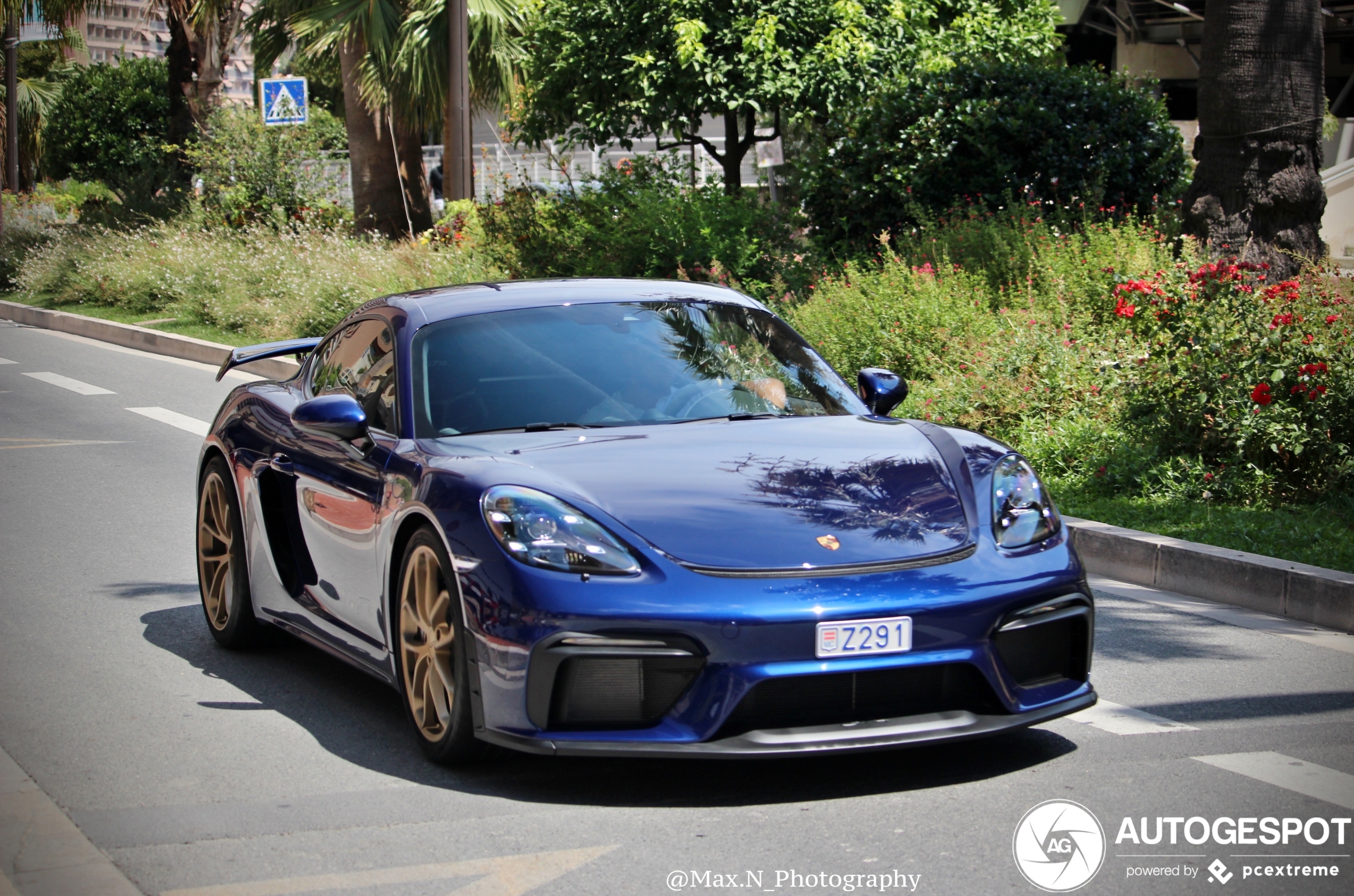 Porsche 718 Cayman GT4