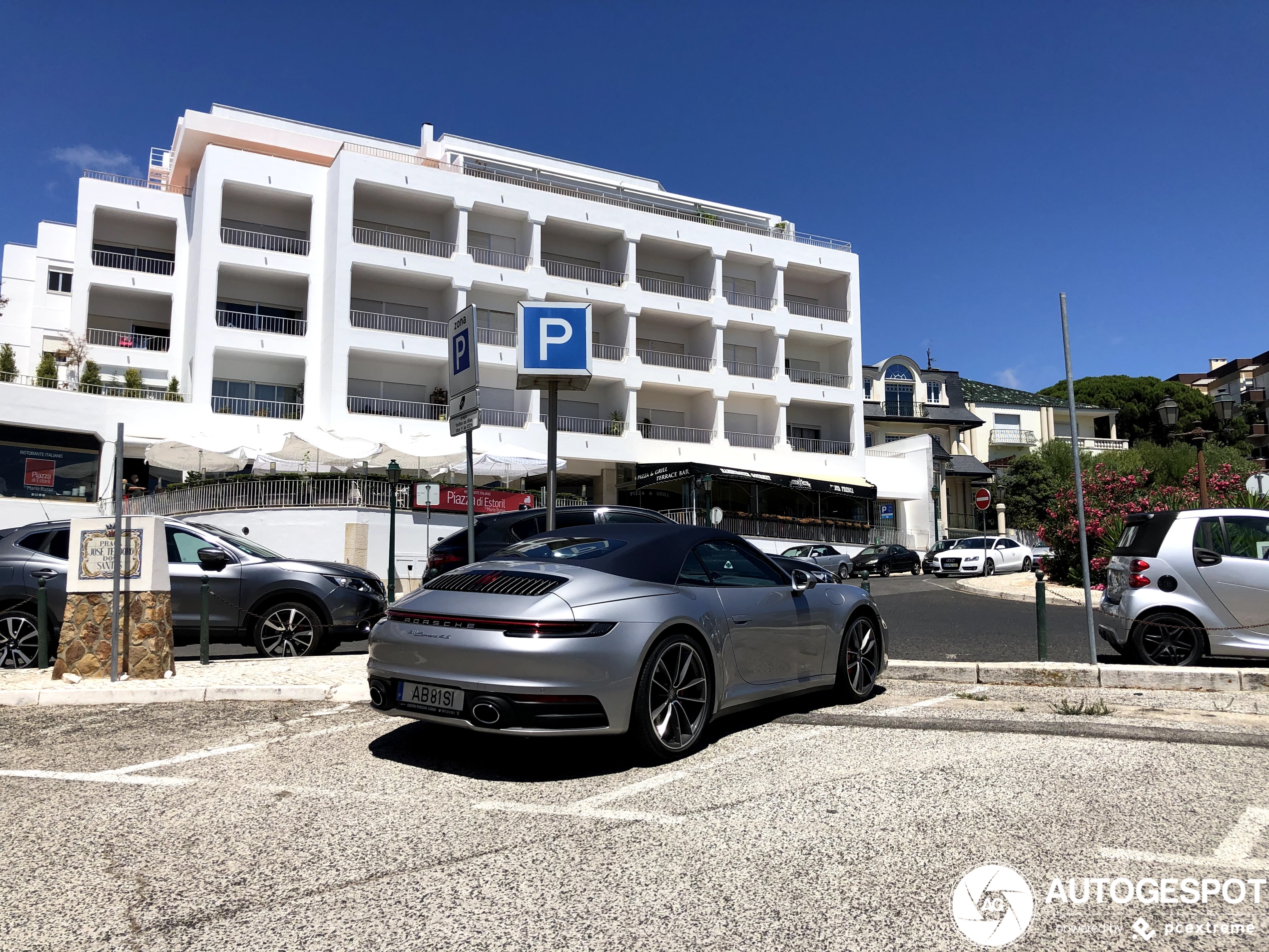 Porsche 992 Carrera 4S Cabriolet