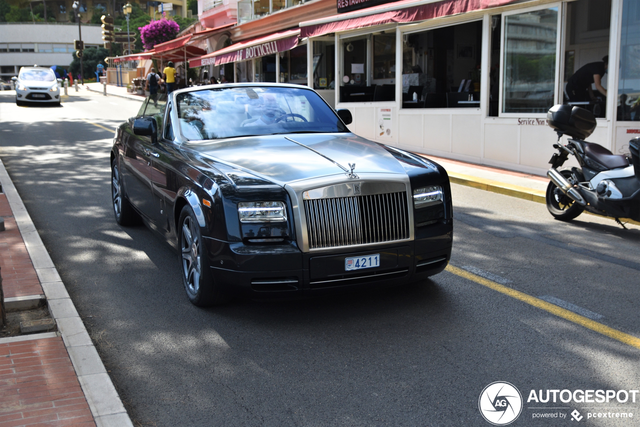 Rolls-Royce Phantom Drophead Coupé Series II