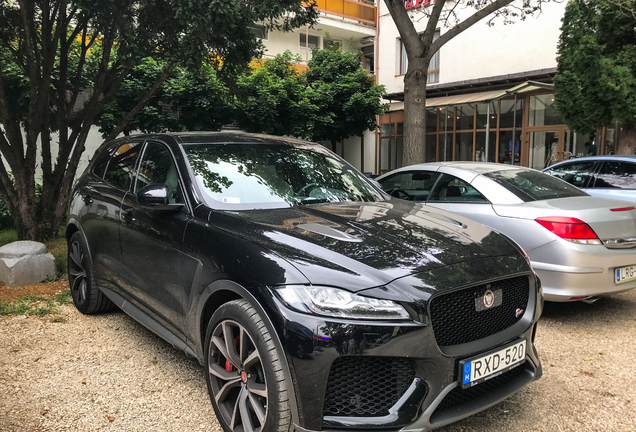 Jaguar F-PACE SVR