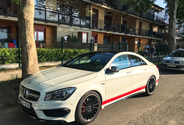 Mercedes-Benz CLA 45 AMG C117