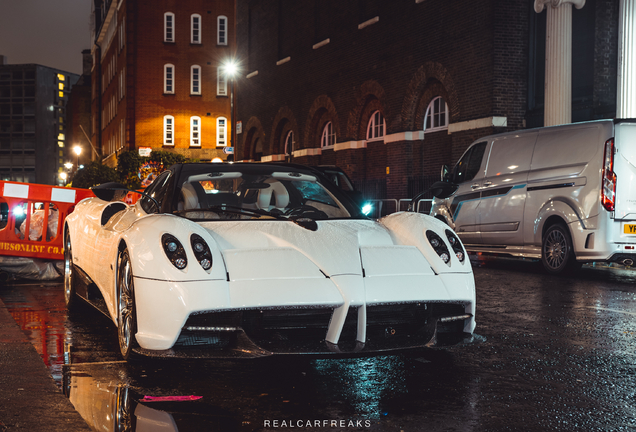 Pagani Huayra Roadster