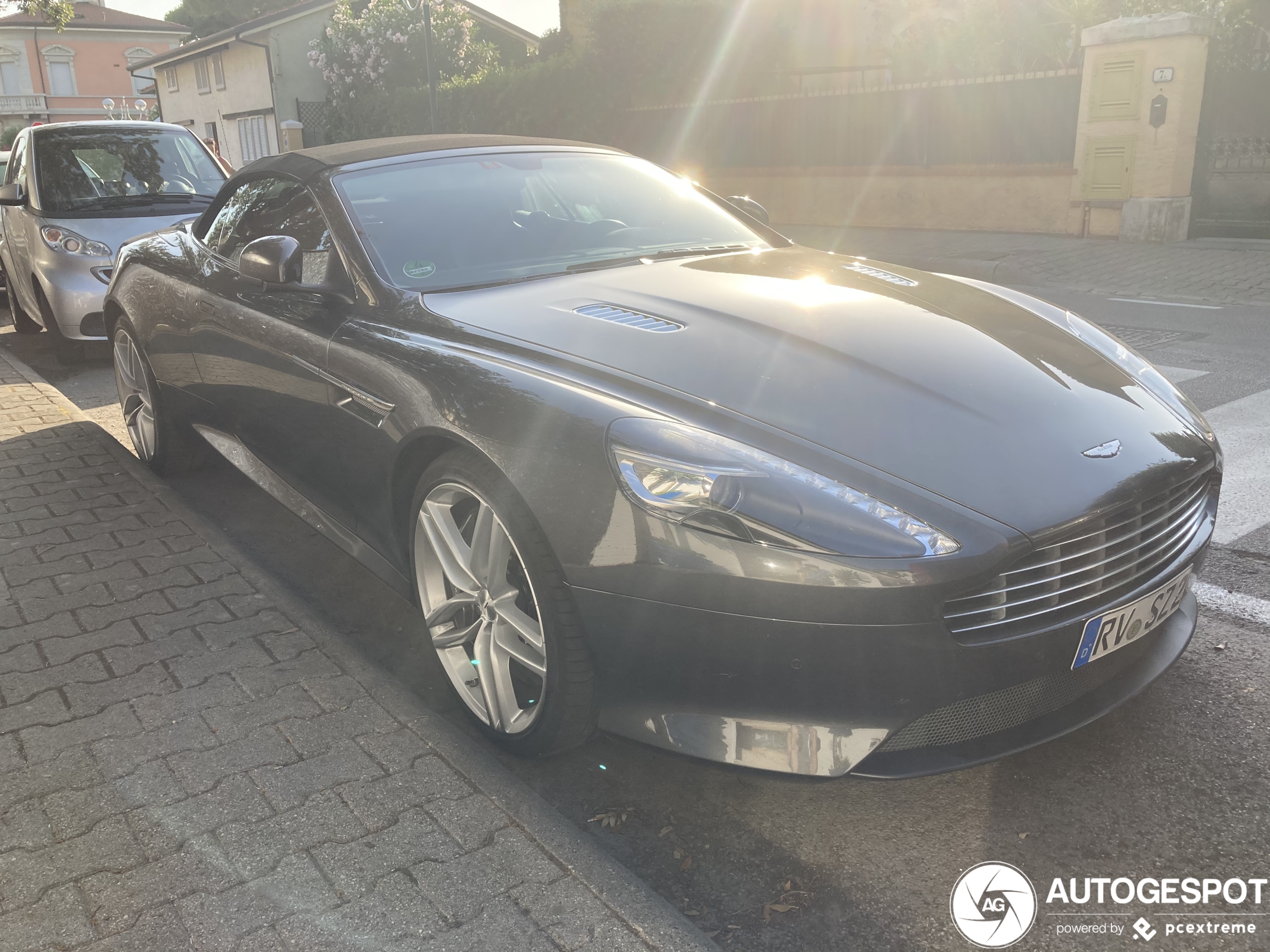 Aston Martin DB9 Volante 2013