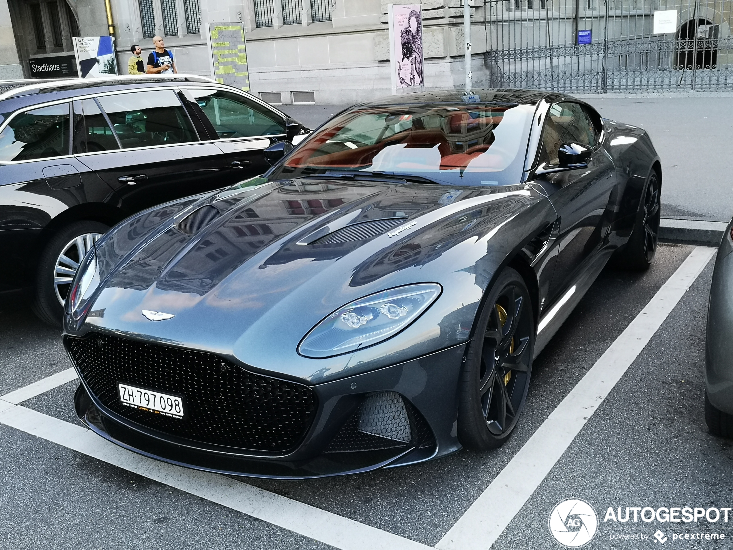 Aston Martin DBS Superleggera