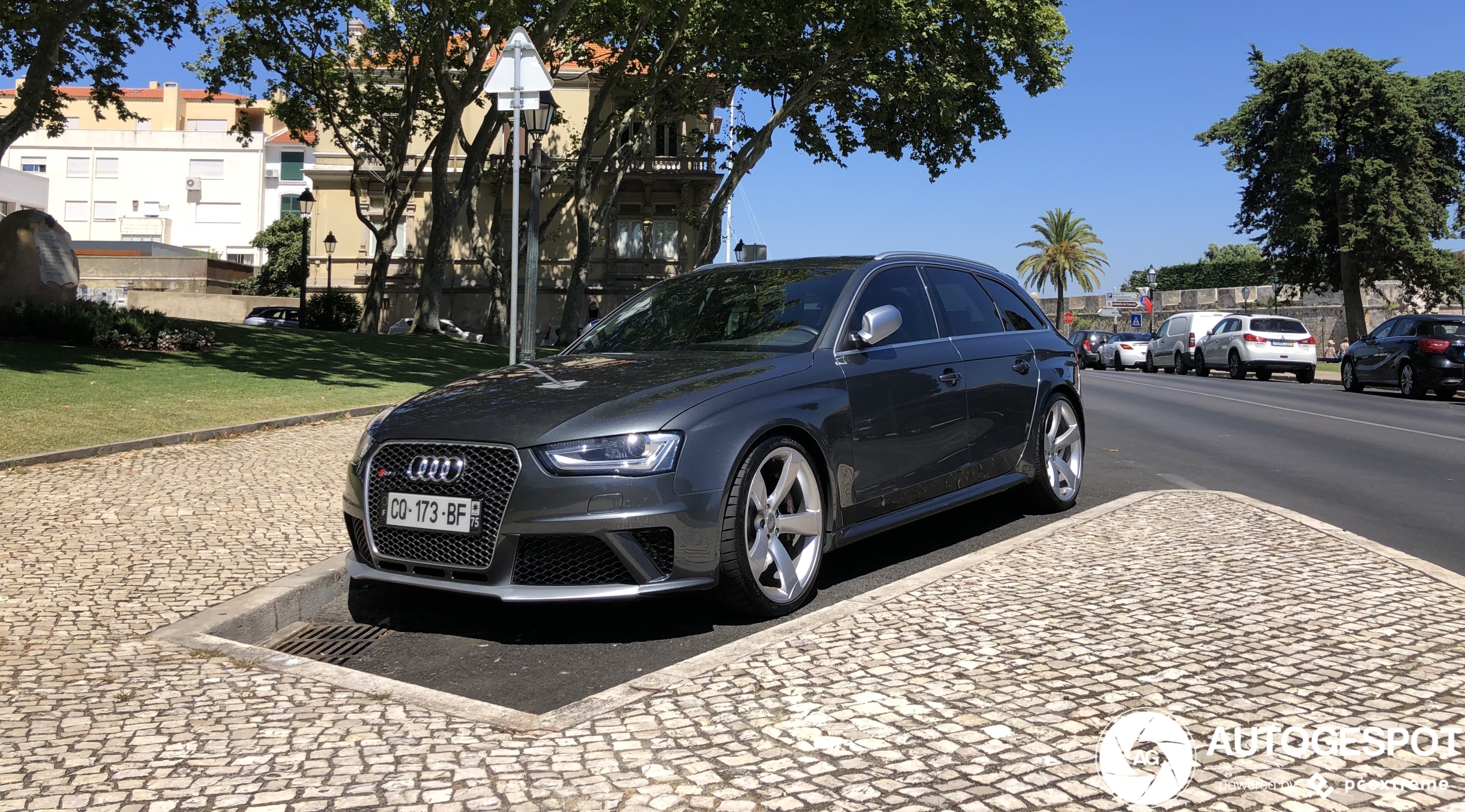 Audi RS4 Avant B8