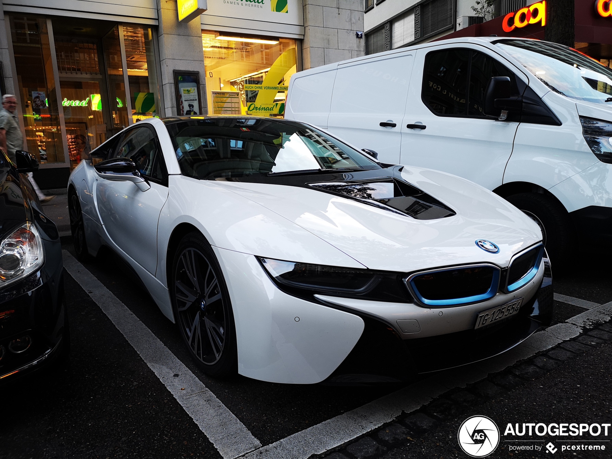 BMW i8