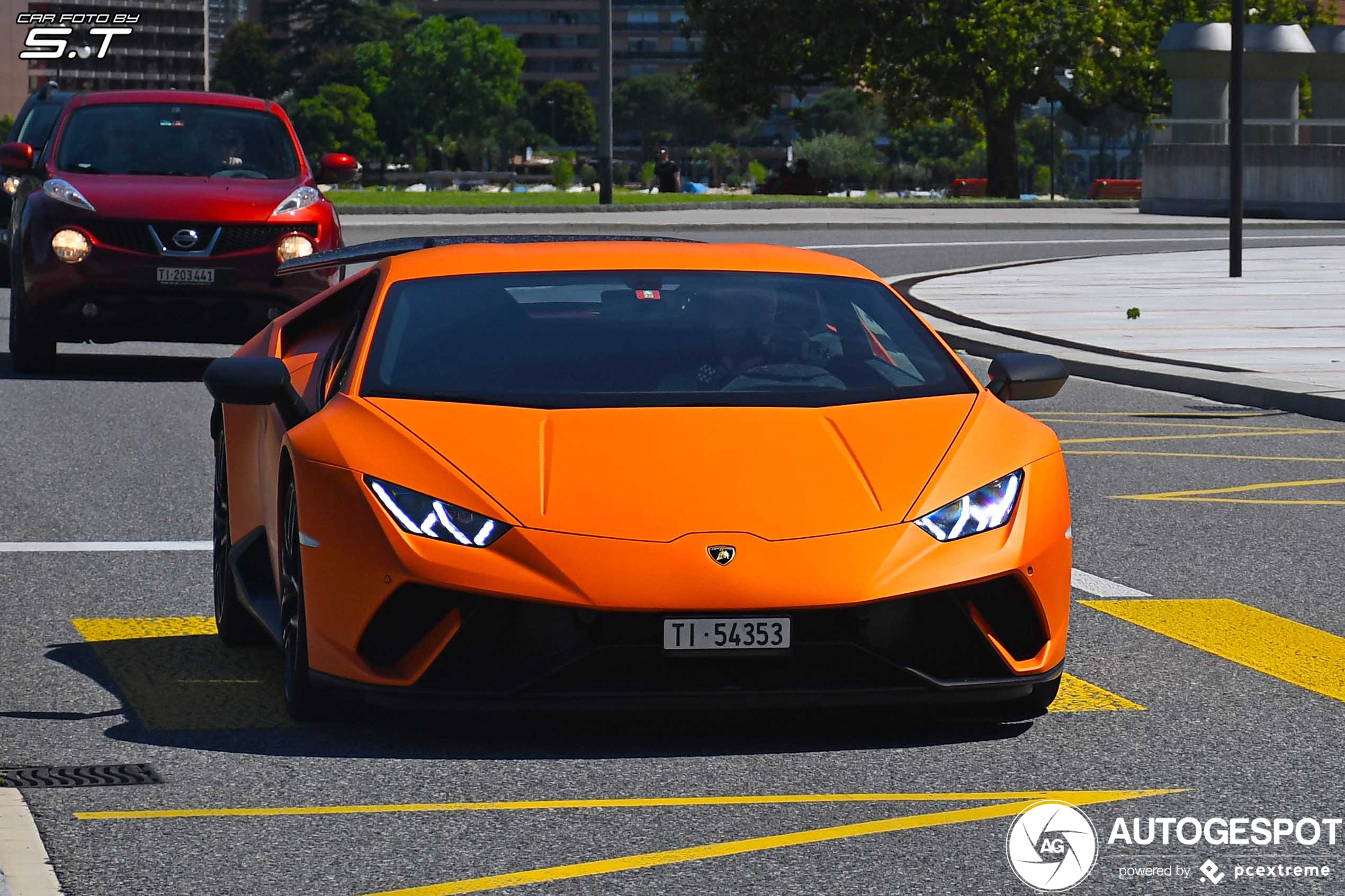 Lamborghini Huracán LP640-4 Performante