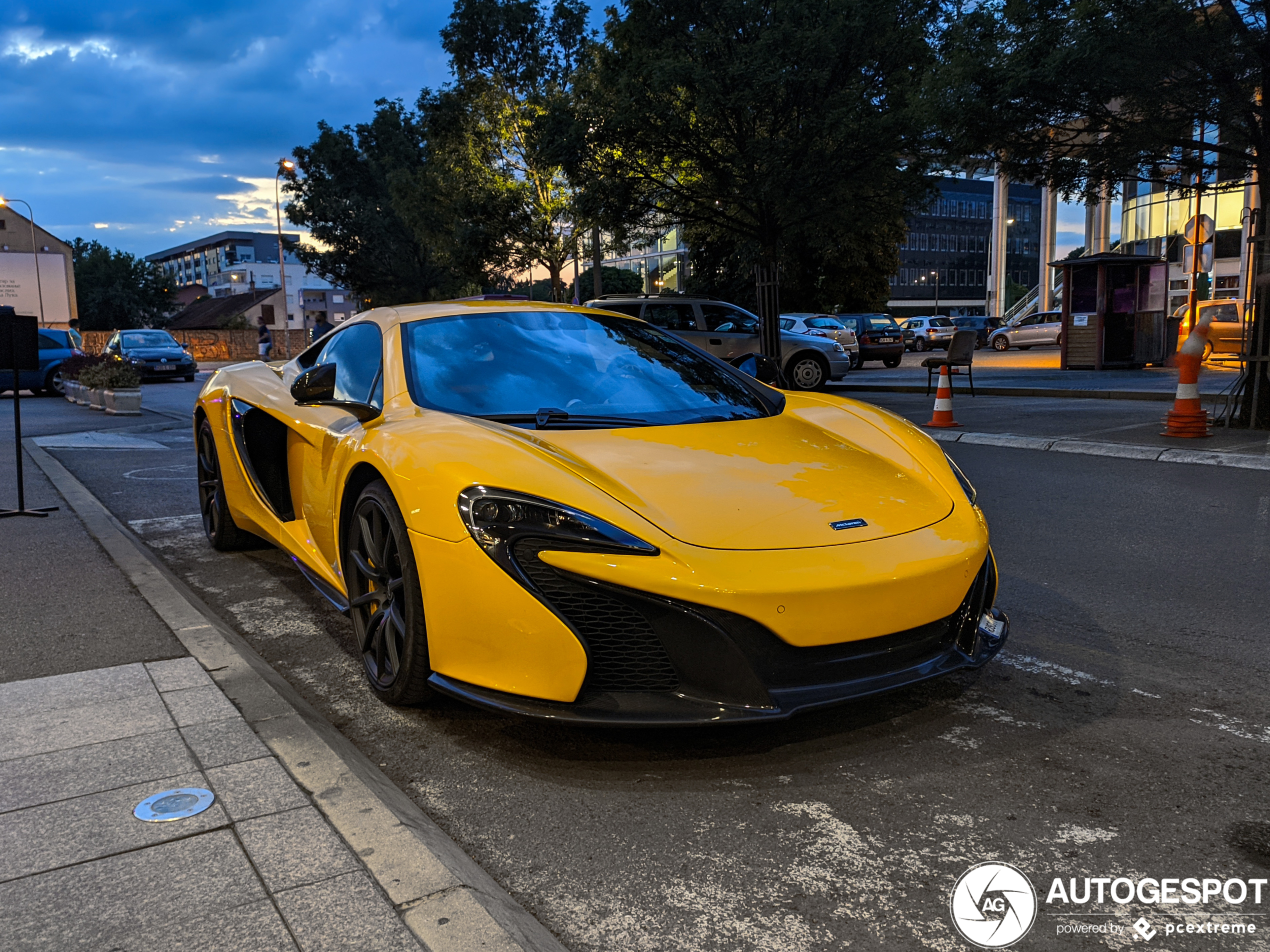 McLaren 650S