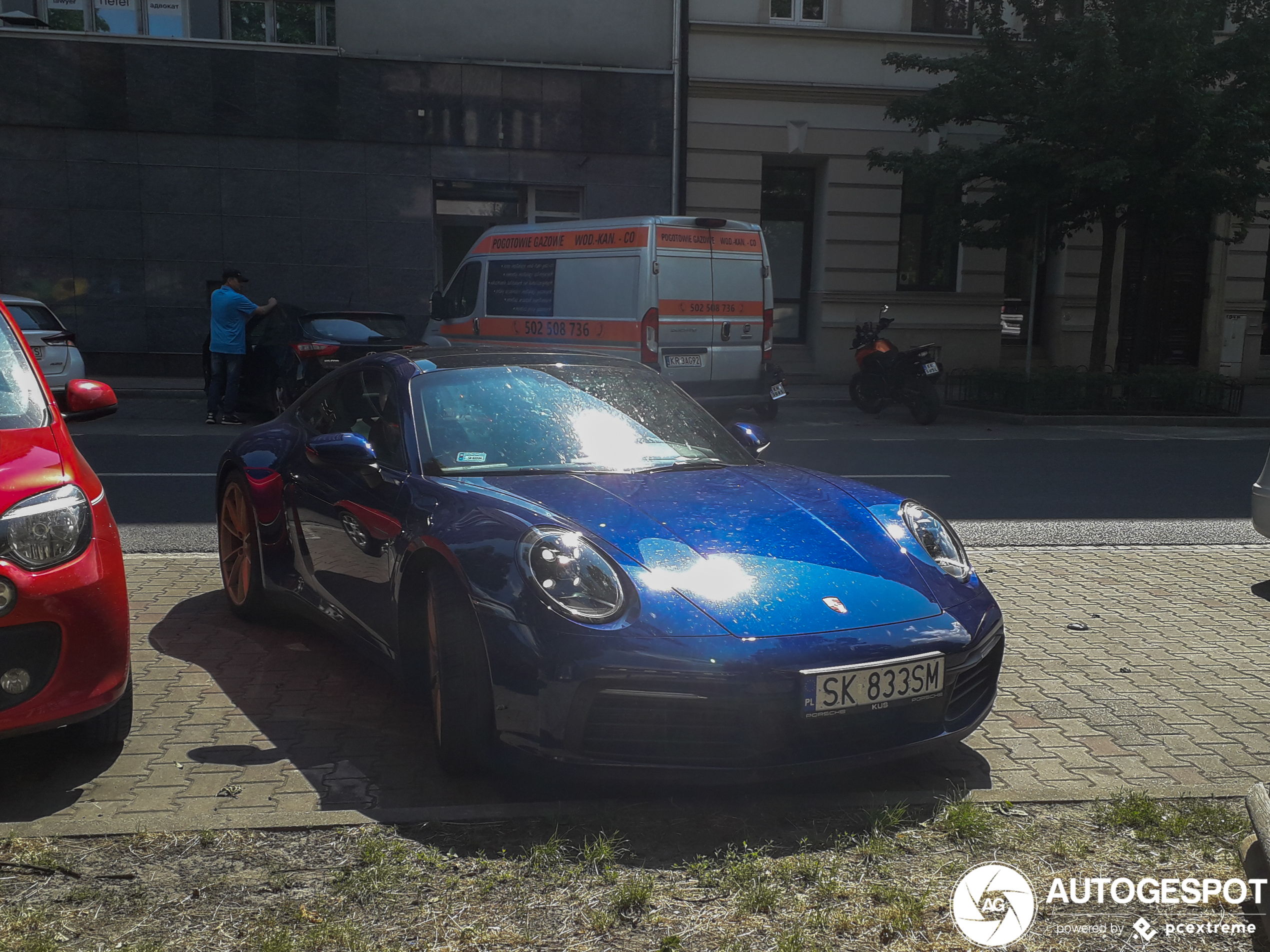 Porsche 992 Carrera 4S