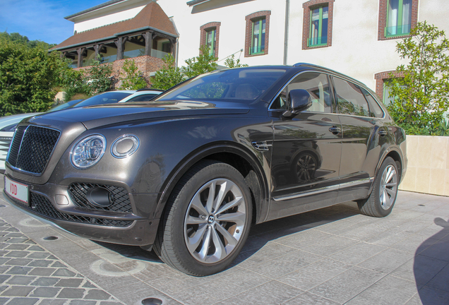 Bentley Bentayga V8