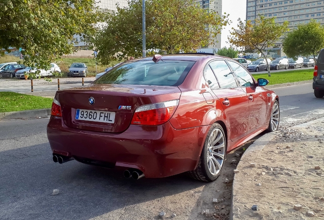 BMW M5 E60 2005