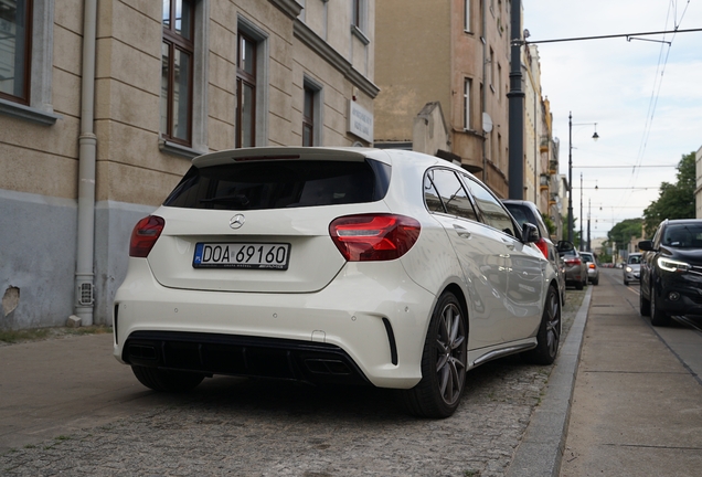 Mercedes-AMG A 45 W176 2015