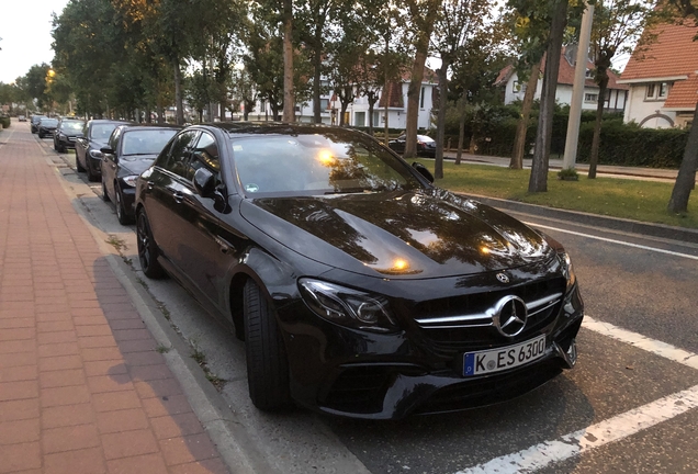 Mercedes-AMG E 63 S W213