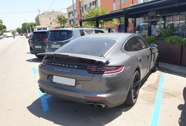 Porsche 971 Panamera Turbo