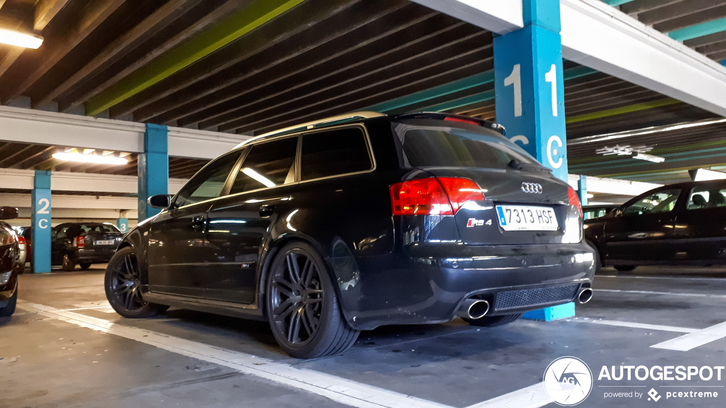 Audi RS4 Avant B7