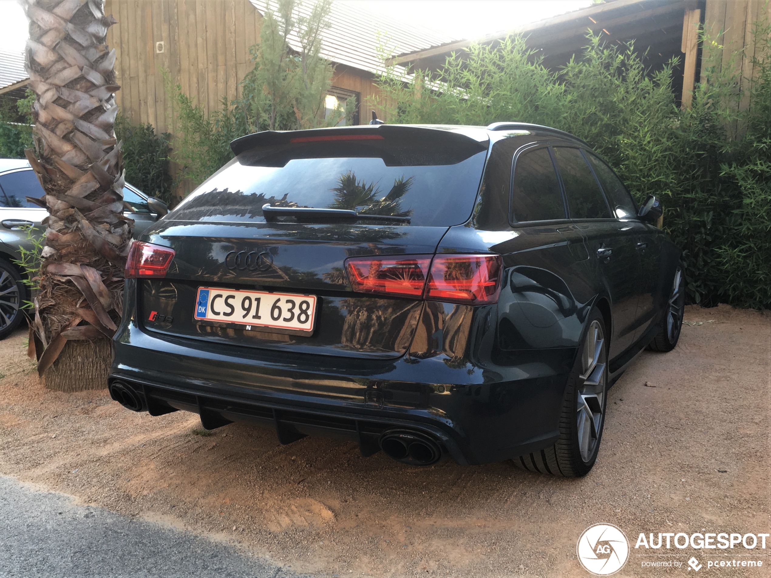 Audi RS6 Avant C7 2015