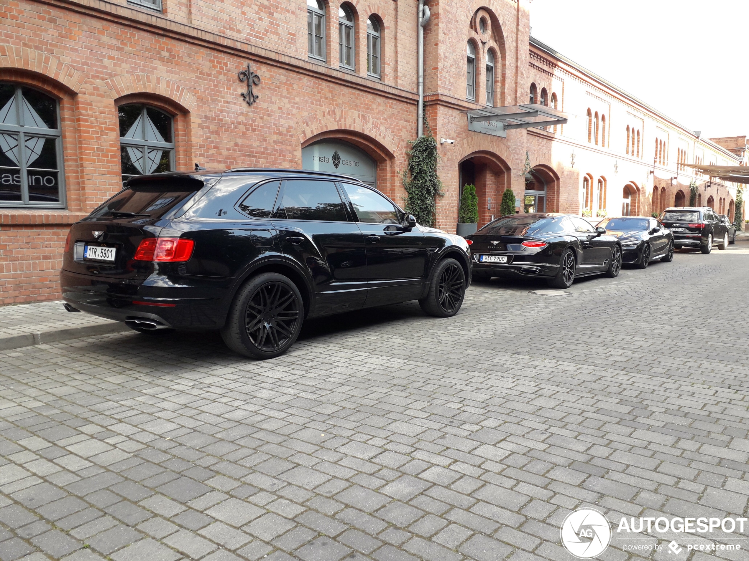 Bentley Bentayga V8