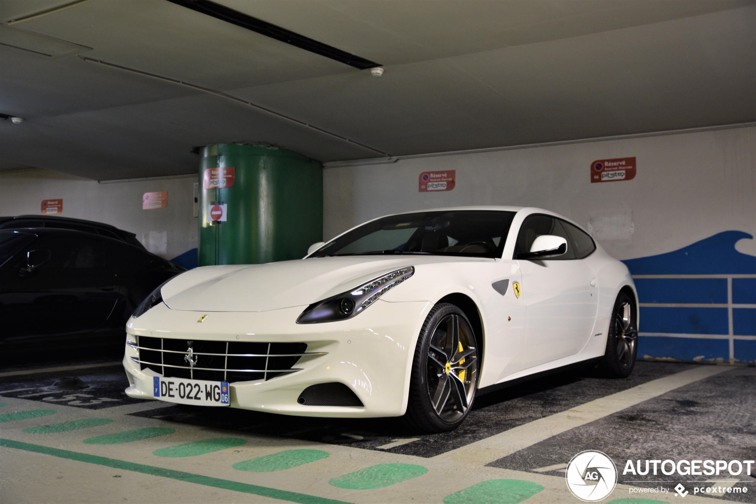 Ferrari FF