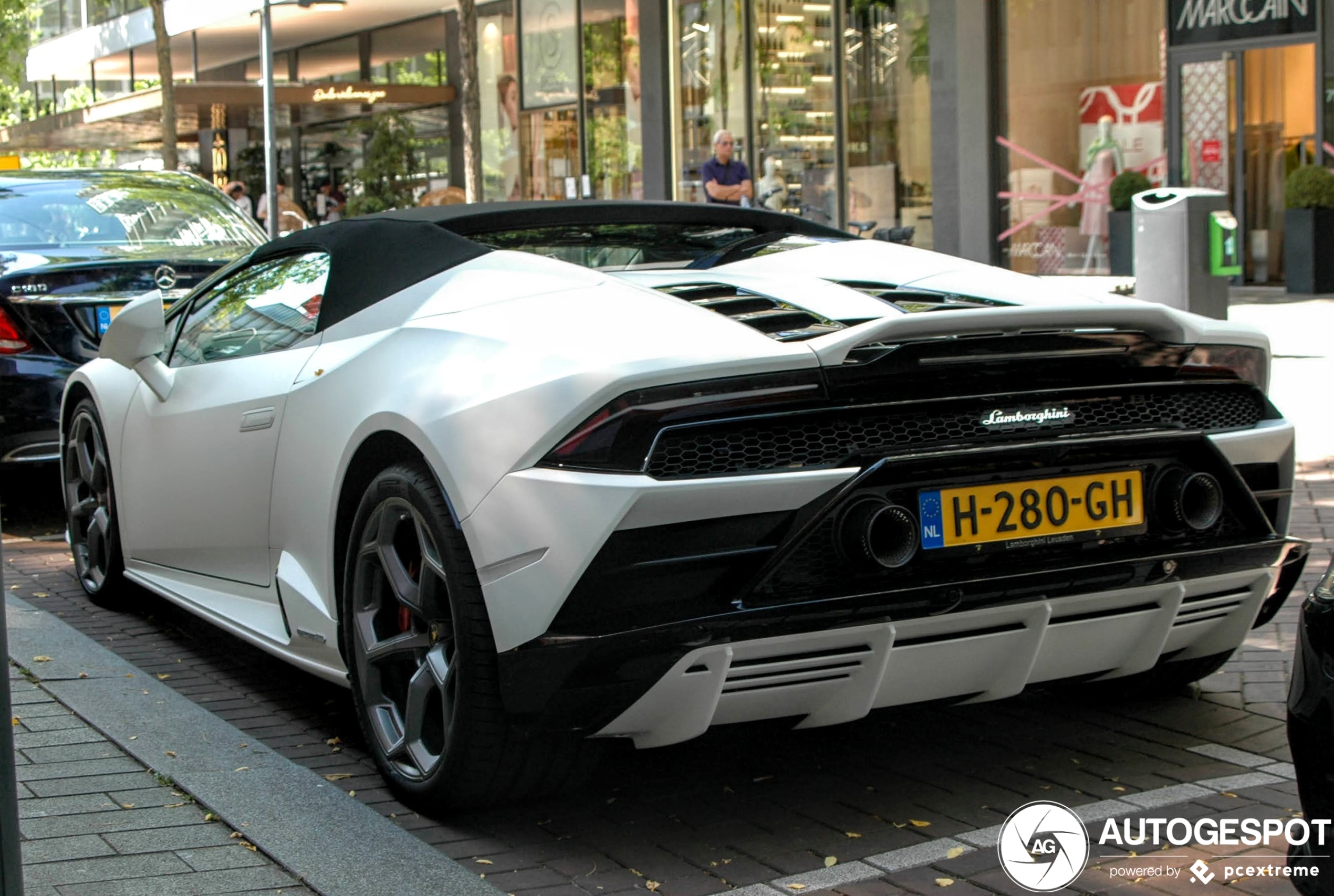 Lamborghini Huracán LP640-4 EVO Spyder