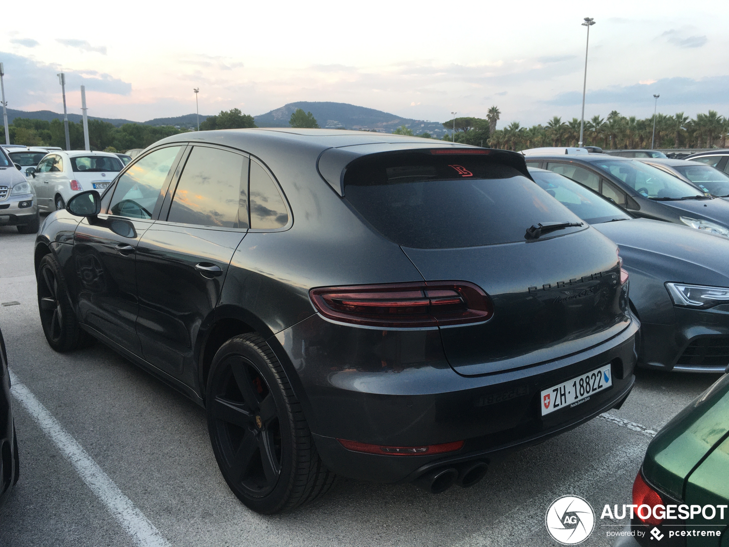 Porsche 95B Macan GTS