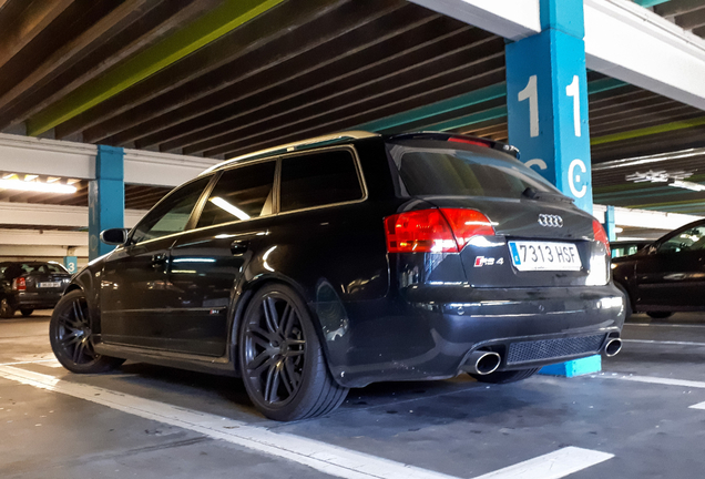 Audi RS4 Avant B7