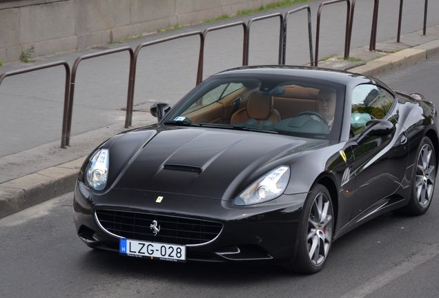 Ferrari California