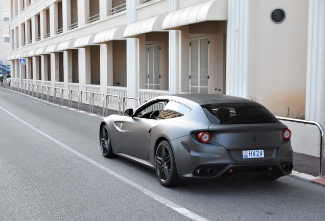 Ferrari FF