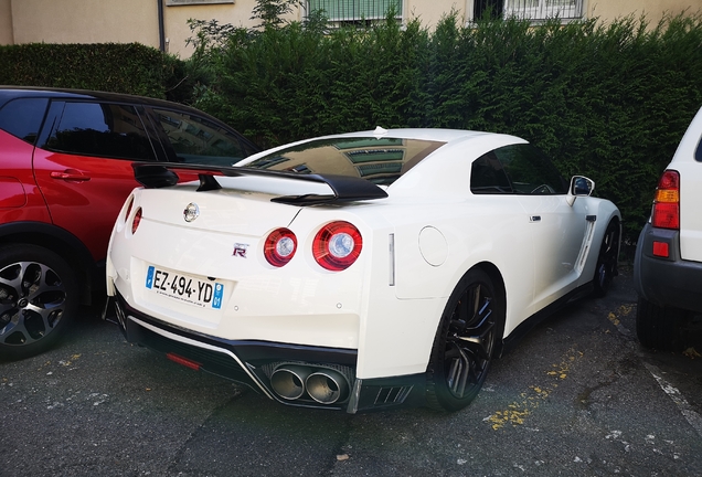 Nissan GT-R 2017