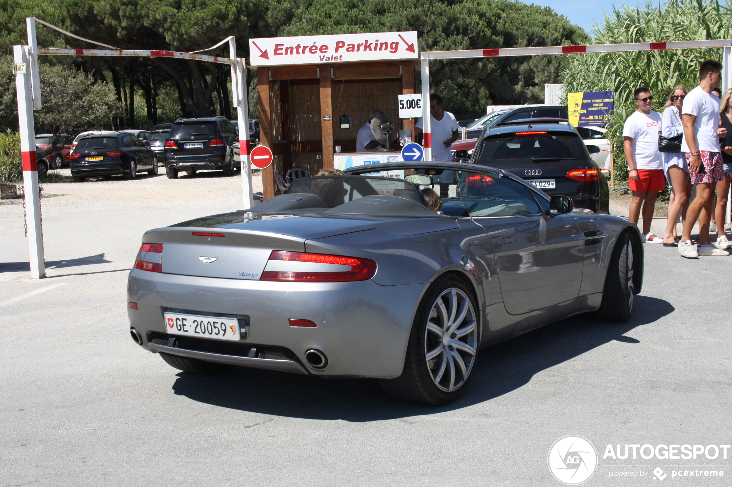 Aston Martin V8 Vantage Roadster