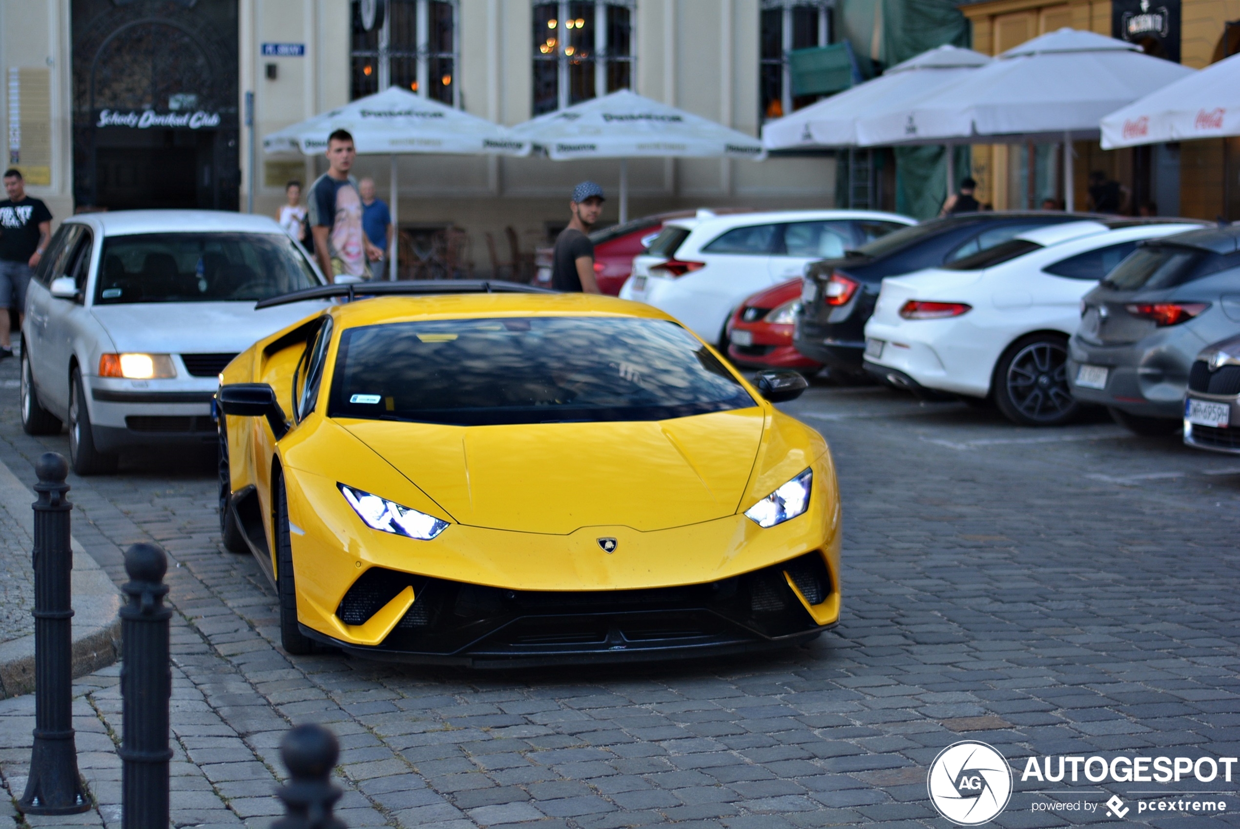 Lamborghini Huracán LP640-4 Performante