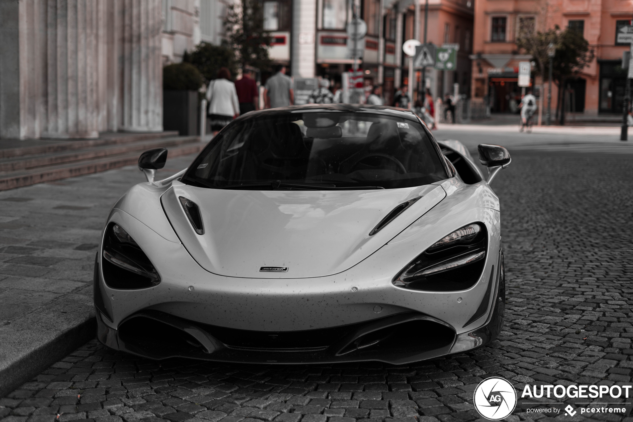 McLaren 720S Spider Novitec