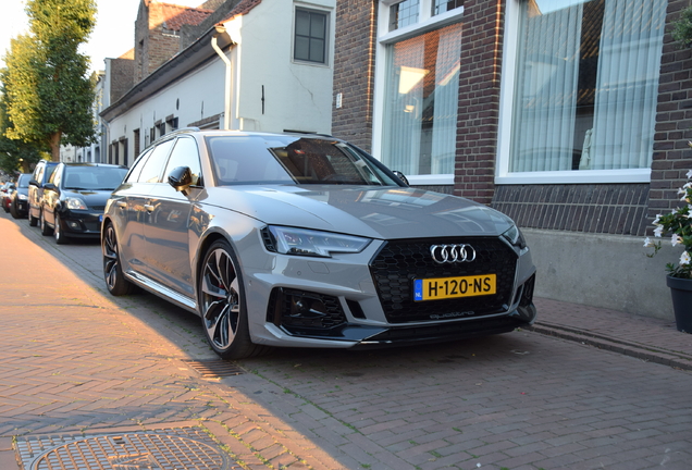 Audi RS4 Avant B9