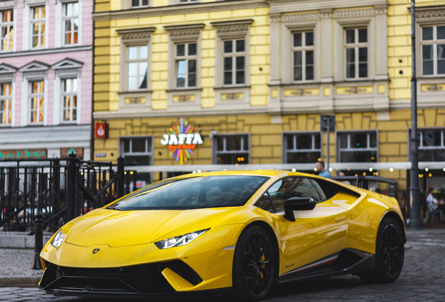 Lamborghini Huracán LP640-4 Performante